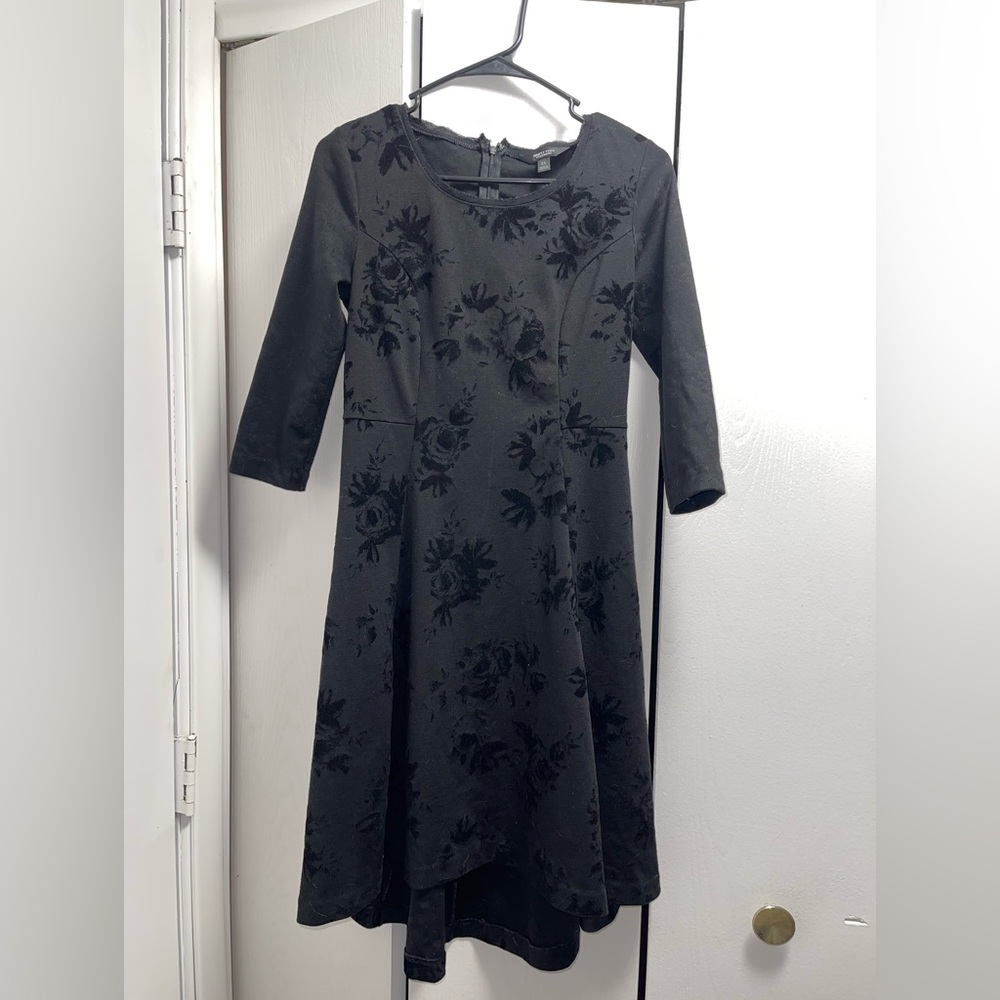 Vera wang black fit and flare dress size xs